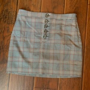 Express NWT mini skirt, plaid texture, s10